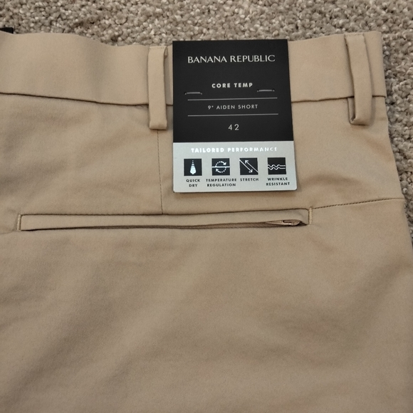 NWT Sz 42 BR Men's 9" Aiden Core Temp Khaki Shorts - Picture 9 of 11